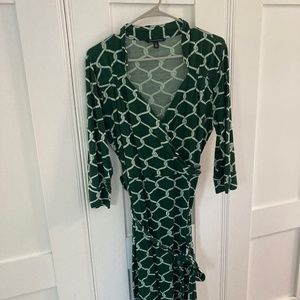 Banana republic green white faux wrap dress
